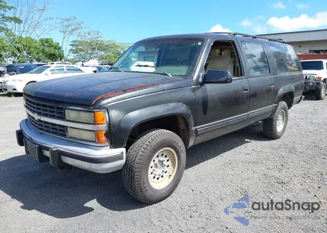 1993 Chevrolet Suburban K2500 from USA, damaged, VIN 1GNGK26KXPJ361650
